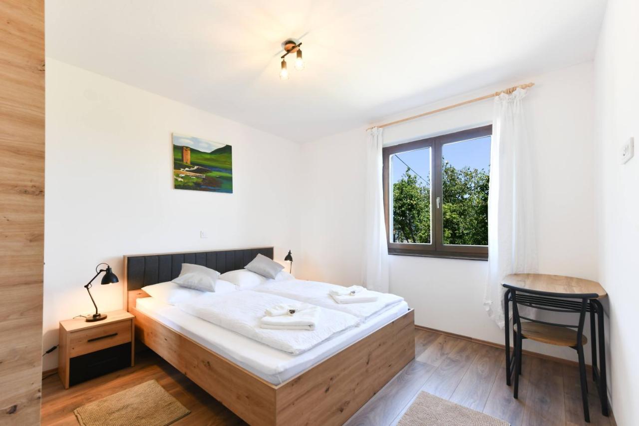 Wildernest Holiday Home Раковица Экстерьер фото
